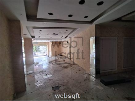 Showroom for Rent